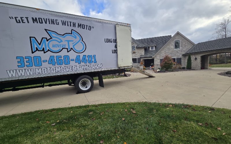 Moto Movers — Moving service in Akron