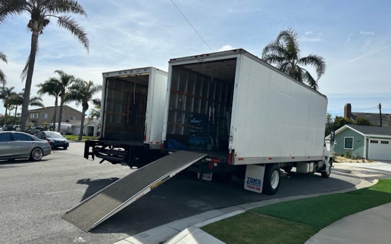 Fast & Professional Moving Experts
