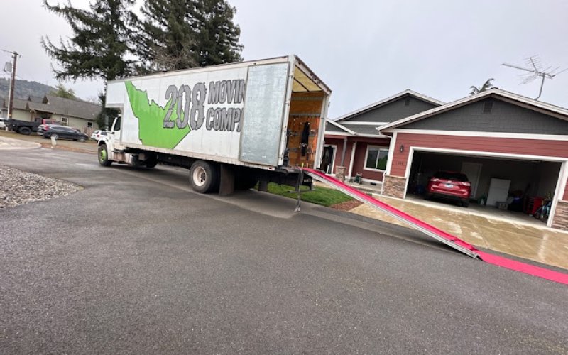 208 Moving Company