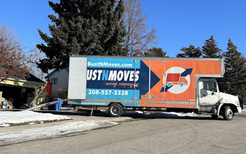 BustNMoves Moving Company
