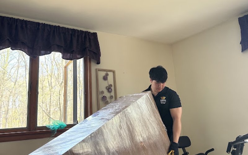 Kings Moving, LLC