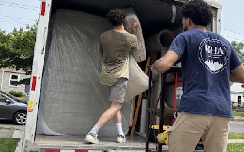 Good Neighbors Moving
