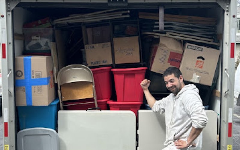 Helping Hands Movers