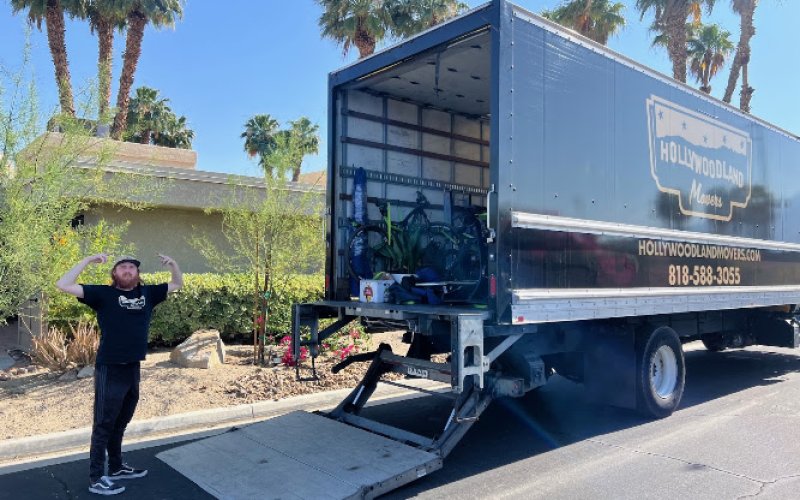 Hollywoodland Movers — Moving service in Burbank