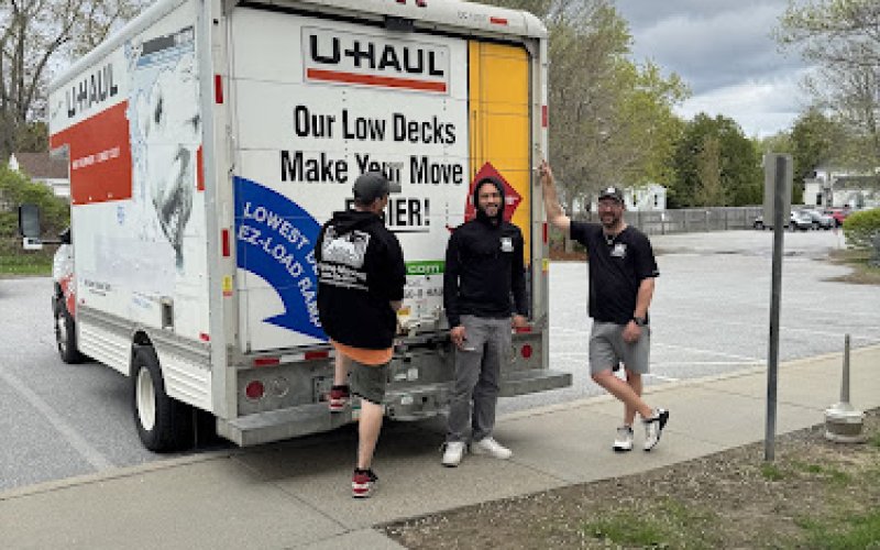 Divine Moving — Moving service in Burlington