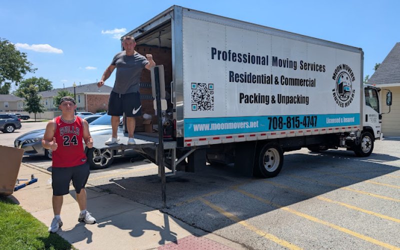 Moon Movers Moving Company