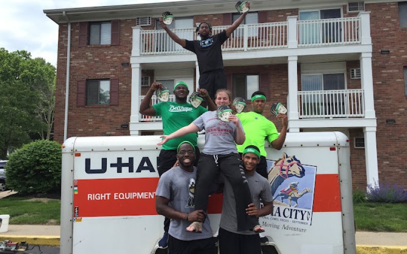Bellhop Moving - Cincinnati — Moving service in Cincinnati