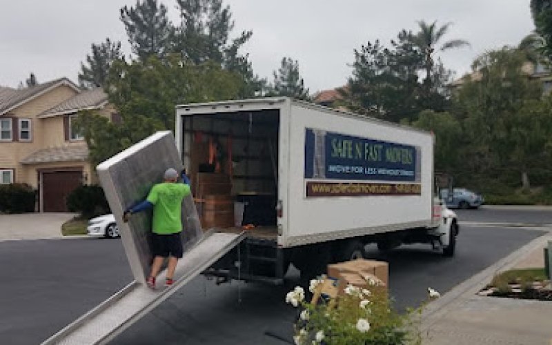 Safe N Fast Movers (Riverside Area)