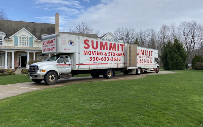 Summit Moving and Storage - Akron Movers — Moving service in Cuyahoga Falls
