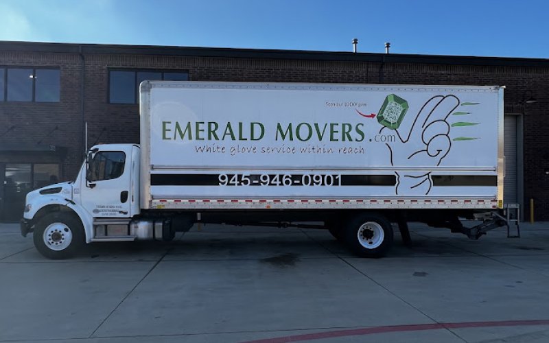 Emerald Movers — Moving service in Dallas