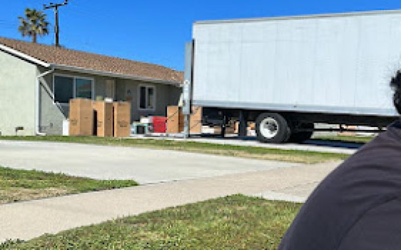 Legit Movers - Moving Company Whittier, Los Angeles — Moving service in Downey