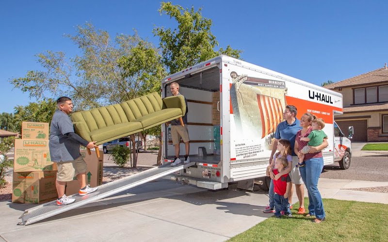 Discount Movers