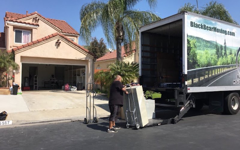 Black Bear moving and storage Fontana