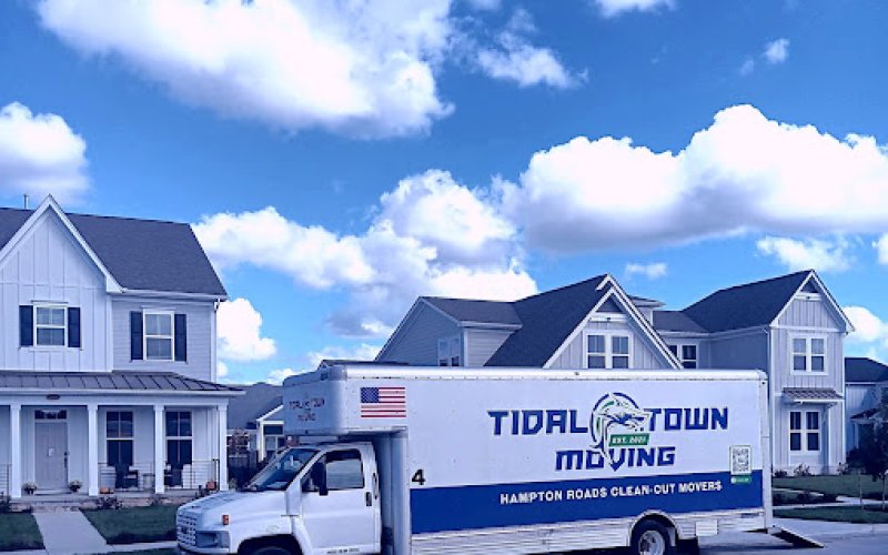 Tidal Town Moving