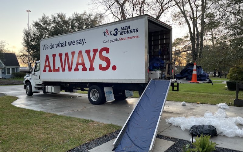 3 Men Movers
