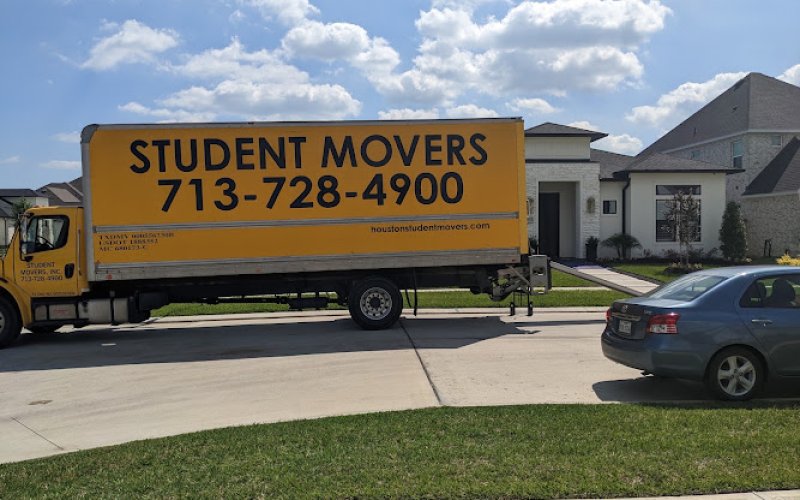 Student Movers