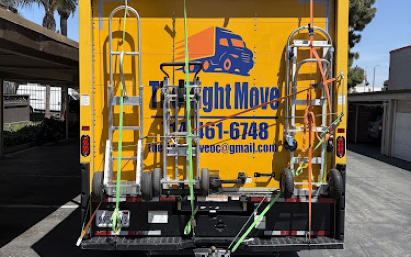 The Right Move | On-Demand Moving Experts