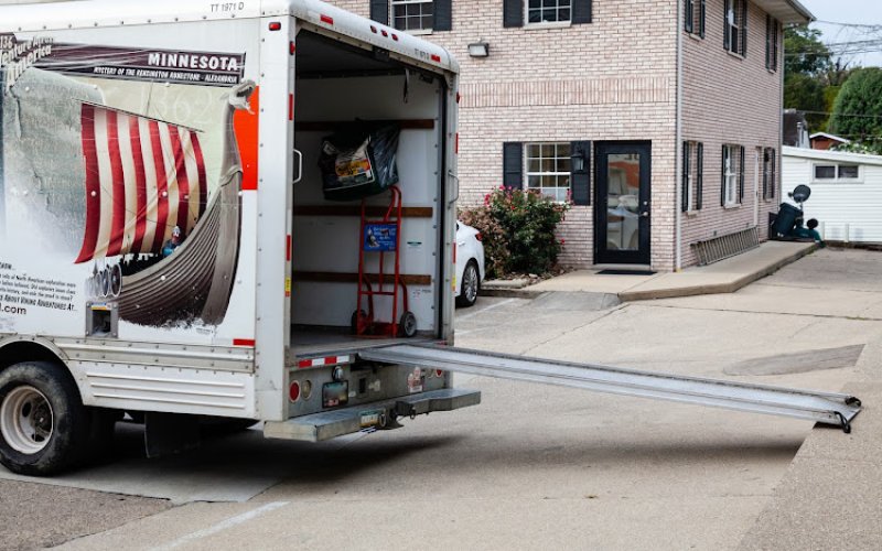 Move Time Movers LLC — Moving service in Huntington