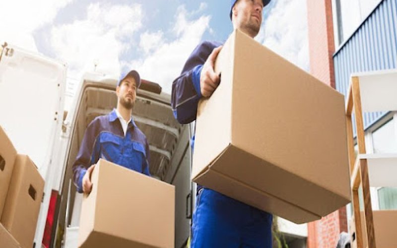 Watts Brothers Moving & Storage — Moving service in Huntington