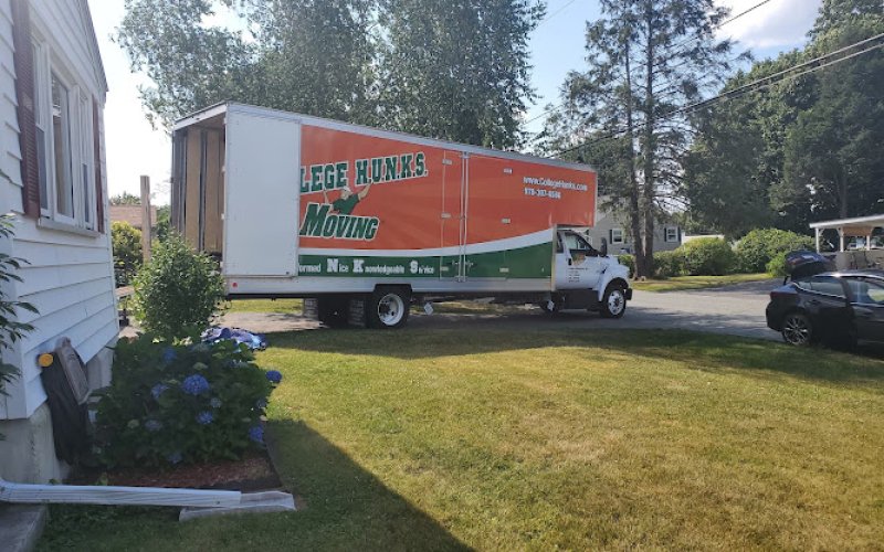 College Hunks Hauling Junk and Moving Chelmsford