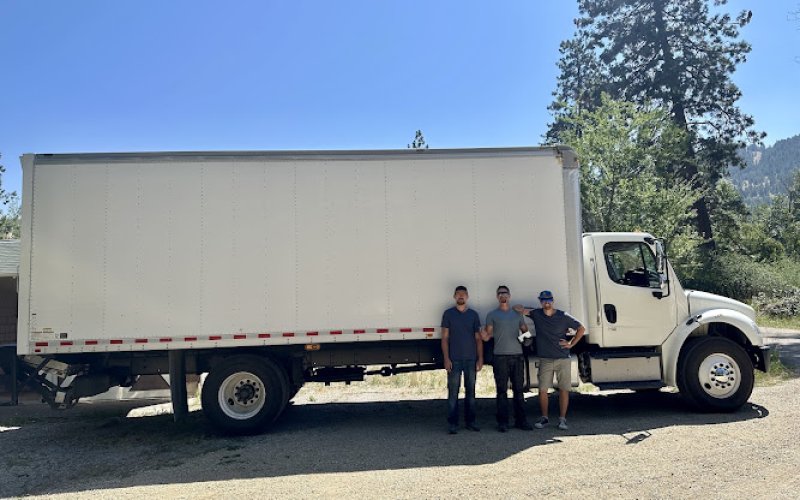 Moving On Up LLC
