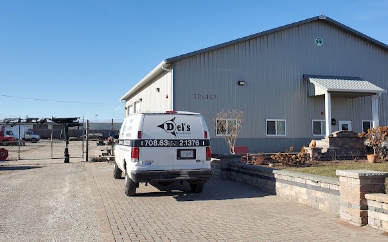 Del's Moving and Storage Naperville — Moving and storage service in Naperville