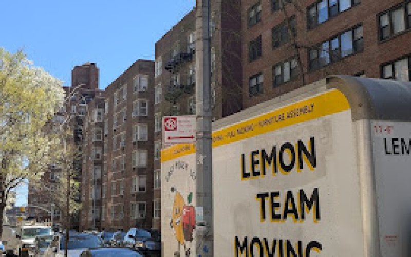 Lemon Team Moving