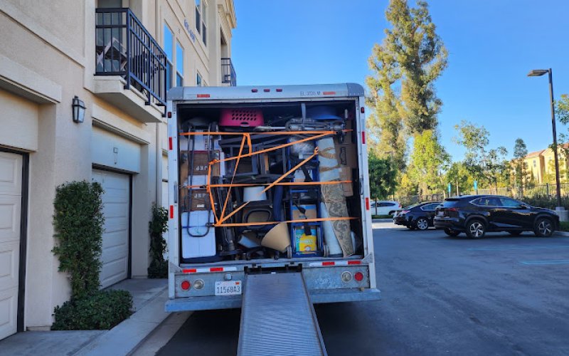 Freddy's moving service inc