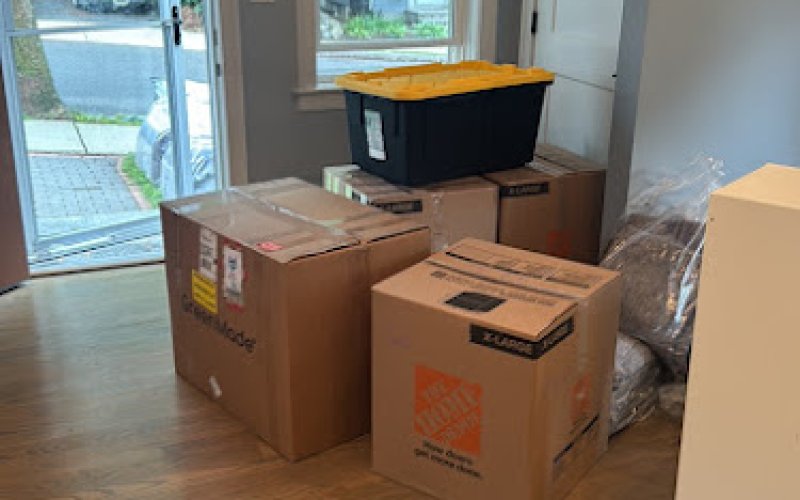 Stressless Moving & Storage