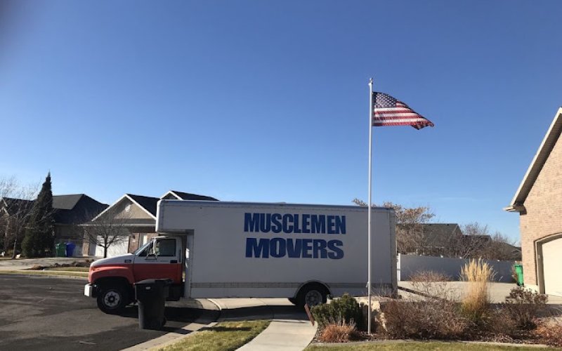 Muscle Men Movers