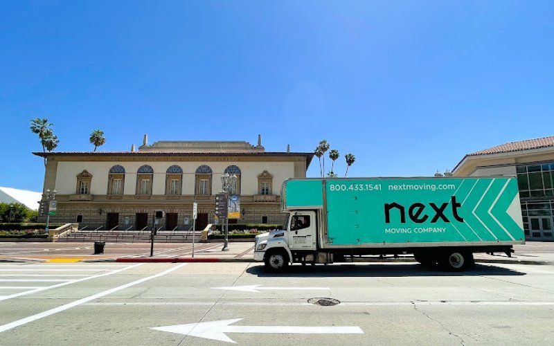 Next Moving