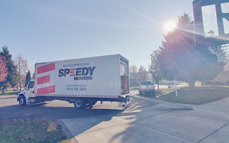 Speedy Movers