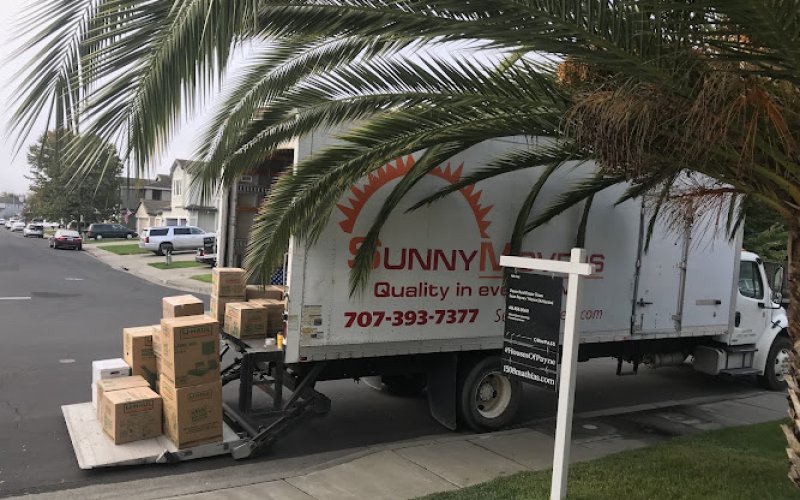 Sunny Movers & Storage Inc.