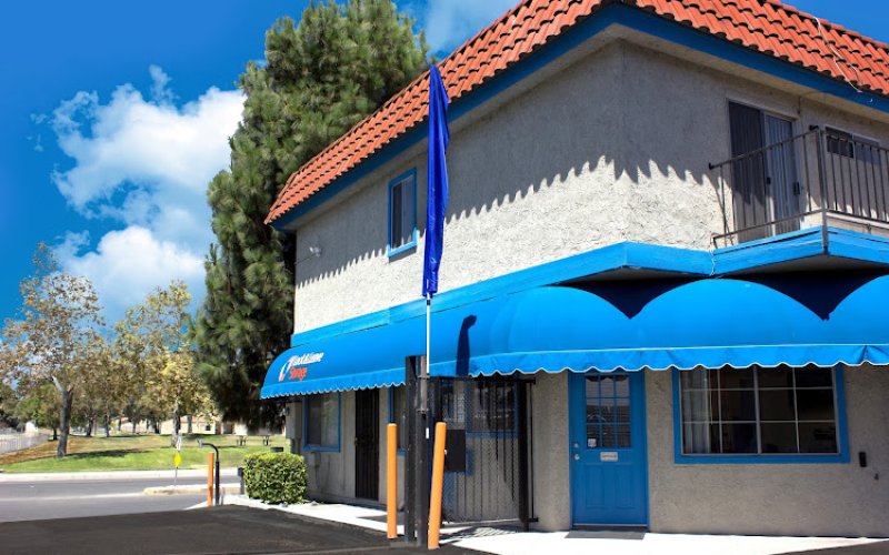 Lock & Leave Storage at Placentia