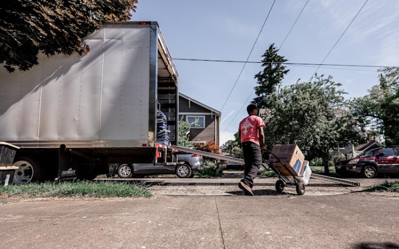Moving Fellows — Moving company in Portland