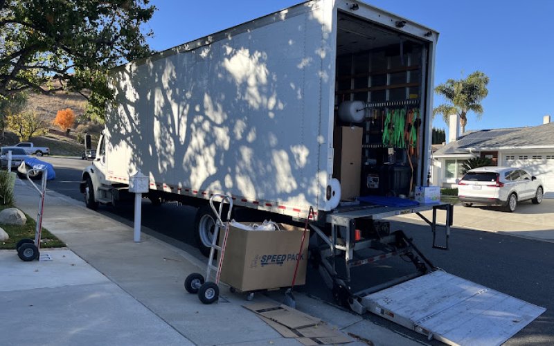 Royal Moving & Storage Portland — Moving company in Portland