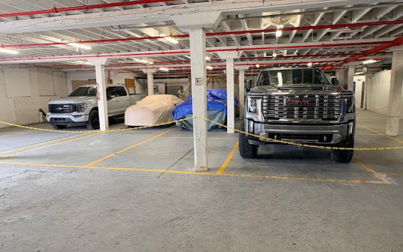 Elm Storage - Rockford — Self-storage facility in Rockford