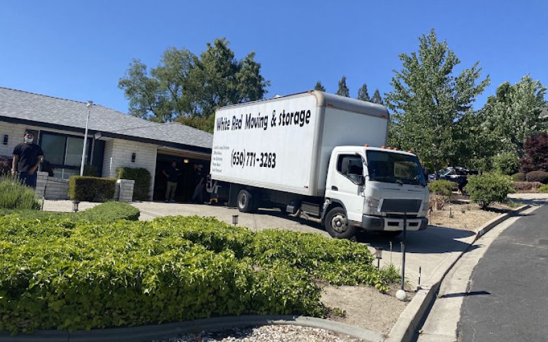 White Red Moving & Storage