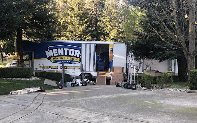 Mentors Moving & Storage