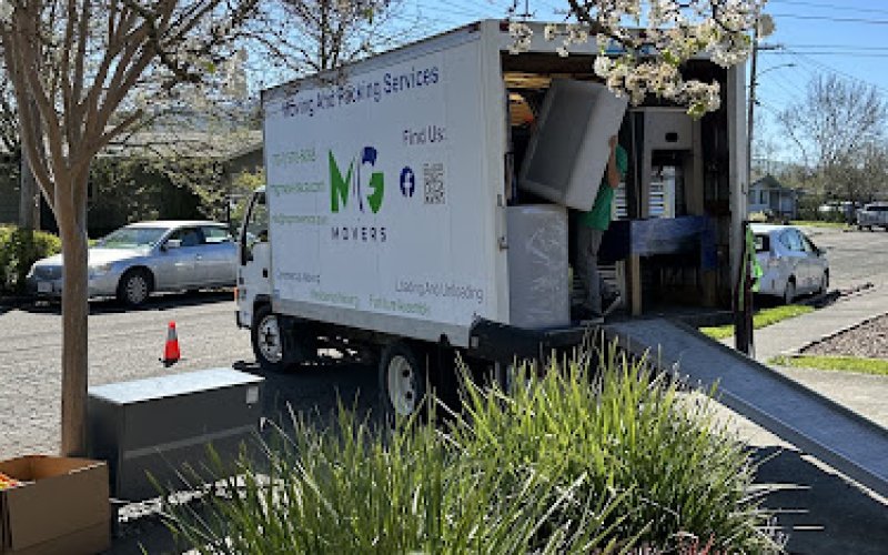 Mg Movers