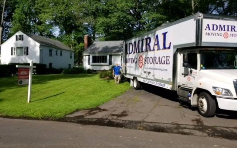 Admiral Moving & Storage LLC