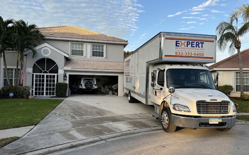 Expert Movers & Storage Inc
