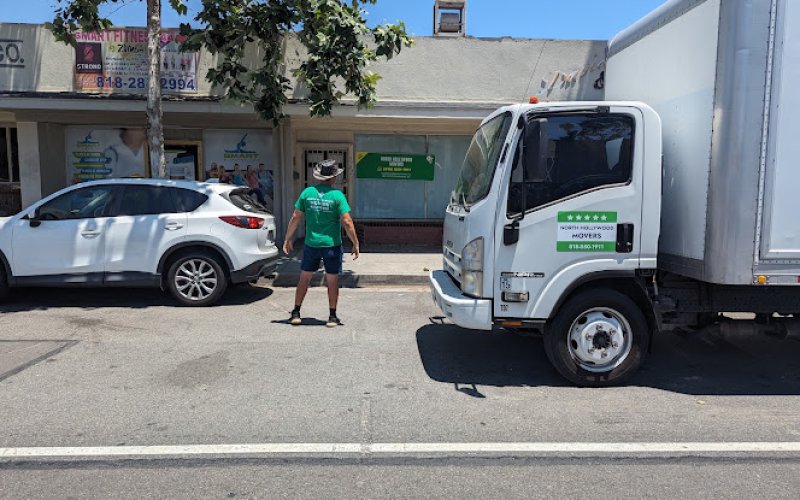 North Hollywood Movers