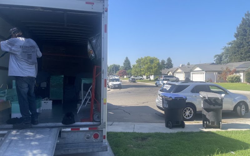 Tetris pros moving service — Moving and storage service in Visalia
