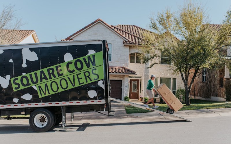Square Cow Movers