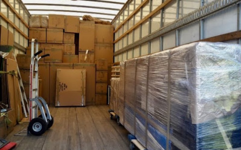 Pro In & Out Movers LLC