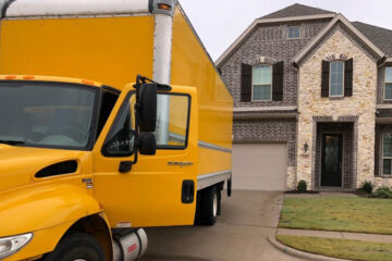 Denver Door To Door Movers LLC dba Lark Movers
