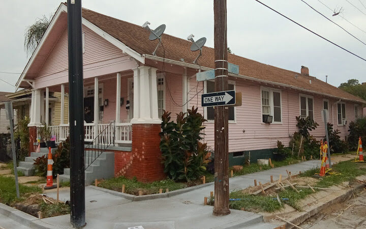 EZ Movers - New Orleans